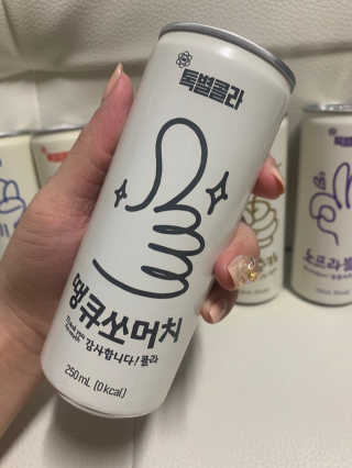 일화 No 슈가0Kcal 스테비아 톡별콜라 콤보팩 250mlX30 캔 — 5점을 준 리뷰어가 2020년 7월 올린 사용 사진