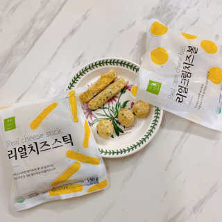 가치식탁 리얼치즈스틱, 리얼크림치즈볼 — 5점을 준 리뷰어가 2020년 9월 올린 사용 사진