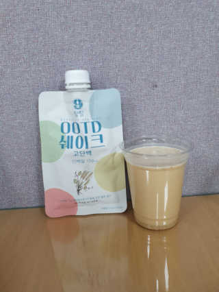 [꾸콤] 참참 OOTD쉐이크 고단백 일주일세트 50g x 5 — 5점을 준 리뷰어가 2020년 10월 올린 사용 사진