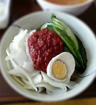 [해주냉면] 신천맛집 매운 비빔냉면 2인분 + 무절임 — 5점을 준 리뷰어가 2020년 5월 올린 사용 사진