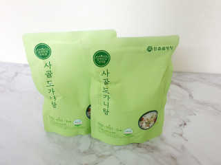 한촌몰 설렁탕집 가마솥 도가니탕 350g x 2팩 — 5점을 준 리뷰어가 2020년 8월 올린 사용 사진