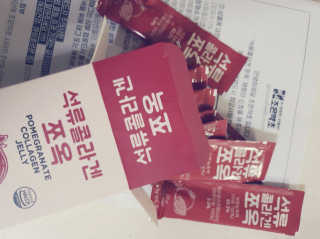 조은약초 석류콜라겐 석류즙 석류쪼옥 젤리 스틱 15포 x 20g — 5점을 준 리뷰어가 2020년 9월 올린 사용 사진
