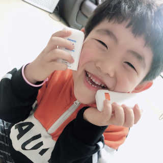 [아토앤오투]신비아파트 에디션 유아용 선케어 3종 랜덤 — 5점을 준 리뷰어가 2020년 4월 올린 사용 사진