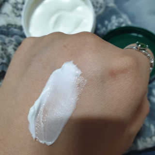 인그람스 캠퍼 크림 오리지널 300ml — 5점을 준 리뷰어가 2020년 4월 올린 사용 사진