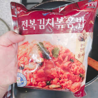 바다는다웰빙이다 전복해물볶음밥/전복김치볶음밥 250g-4봉지 — 5점을 준 리뷰어가 2020년 7월 올린 사용 사진