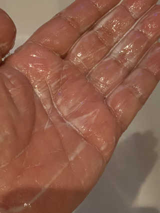 달리프 베러 퍼퓸 샴푸 1000ml 레이니데이 or 일랑로즈 — 5점을 준 리뷰어가 2020년 11월 올린 사용 사진