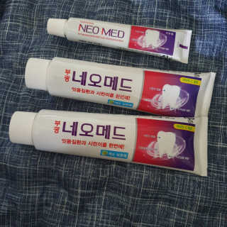 봄날연구소 부광 네오메드치약 2개+ 30g 휴대용 미니치약 — 5점을 준 리뷰어가 2020년 8월 올린 사용 사진