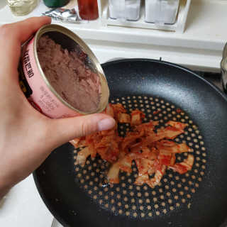 동원참치 펭수참치 — 5점을 준 리뷰어가 2020년 6월 올린 사용 사진