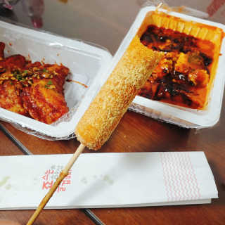 죠스떡볶이 [죠스푸드] 짜빠떡볶이+떡또그+범벅만두 신메뉴 3종 — 4점을 준 리뷰어가 2020년 4월 올린 사용 사진