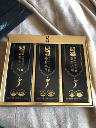 헬스업_천명진프리미엄홍삼스틱_10ml x 30포 — 5점을 준 리뷰어가 2020년 10월 올린 사용 사진