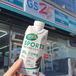 셀렉스스포츠 셀렉스 스포츠 드링크 초콜릿 _ 330ml x 12팩 — 5점을 준 리뷰어가 2020년 11월 올린 사용 사진