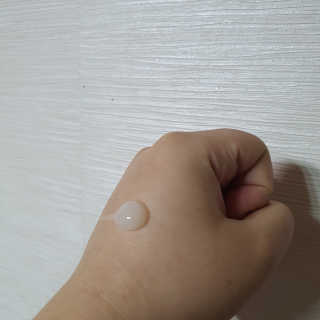 냉장고에 넣어요, 붉은 트러블 피부 다음날 진정되요 [버진팜스 푸딩수딩아토] — 5점을 준 리뷰어가 2020년 10월 올린 사용 사진