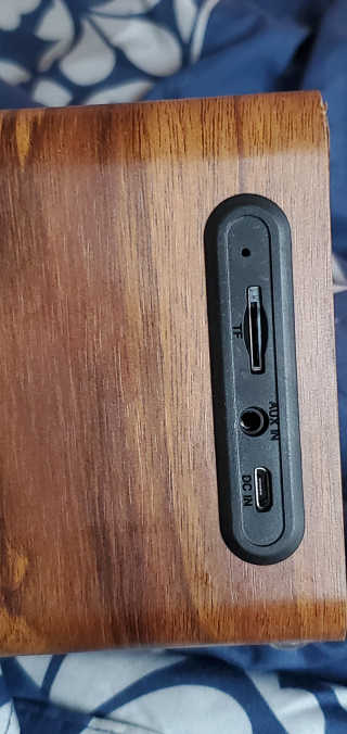 SEVIZ MINI10W 레트로 블루투스 스피커 — 5점을 준 리뷰어가 2020년 10월 올린 사용 사진