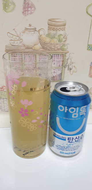 일화 아임톡 탄산수 355mlX24캔 + 보냉팩 증정이벤트 — 5점을 준 리뷰어가 2020년 5월 올린 사용 사진