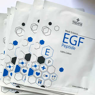 트리티스 [Treatis] Facial Sheet Mask — 4.5점을 준 리뷰어가 2020년 11월 올린 사용 사진