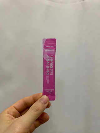 서울약사신협_내몸애뷰티저분자콜라겐_2.5g 50포 — 5점을 준 리뷰어가 2020년 4월 올린 사용 사진