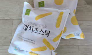 가치식탁 리얼치즈스틱, 리얼크림치즈볼 — 5점을 준 리뷰어가 2020년 10월 올린 사용 사진