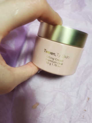 Tween.Ty Skin 트웬티스킨 리프팅 크림 프리미엄 라인 — 5점을 준 리뷰어가 2020년 11월 올린 사용 사진