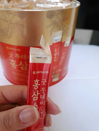 서울약사신협_굿투데이홍삼스틱_10ml x 100포 — 5점을 준 리뷰어가 2020년 7월 올린 사용 사진
