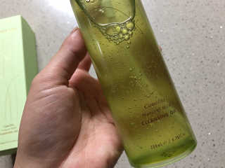 스킨큐어 산다화 순한 클렌징 동백 오일 200ml — 2.5점을 준 리뷰어가 2020년 4월 올린 사용 사진