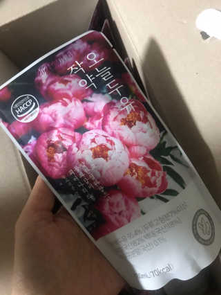 농사지음 약콩과 작두콩으로 만든 오늘두유 작약 — 5점을 준 리뷰어가 2020년 7월 올린 사용 사진