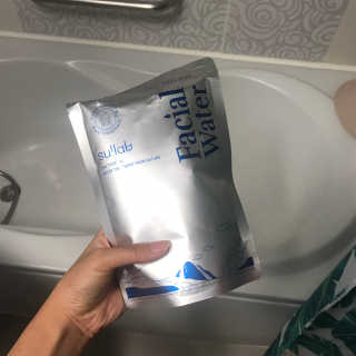 [설랩] 클렌징워터 세안수 500ml x 6팩 — 4점을 준 리뷰어가 2020년 7월 올린 사용 사진