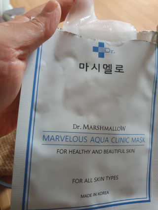 닥터마시멜로 닥터마스멜로 마블러스 아쿠아 클리닉 마스크 — 5점을 준 리뷰어가 2020년 10월 올린 사용 사진