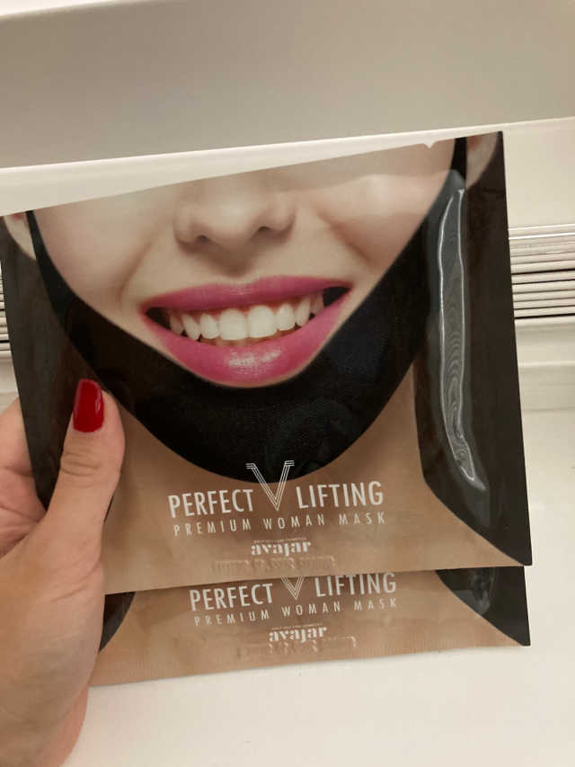 아 바자르 퍼펙트 브이 리프팅 프리미엄 우먼 마스크 리뷰 사진
