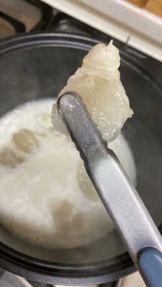 한촌몰 설렁탕집 가마솥 도가니탕 350g x 2팩 — 5점을 준 리뷰어가 2020년 8월 올린 사용 사진