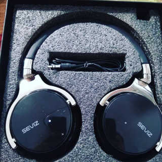 SEVIZ Bluetooth Headphones 10 3color — 5점을 준 리뷰어가 2020년 8월 올린 사용 사진