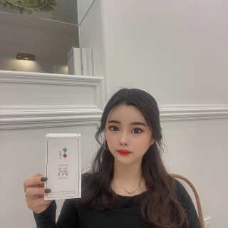 유유네이처 머빈스 젤리 레드비트 콜라겐 — 3.5점을 준 리뷰어가 2020년 4월 올린 사용 사진