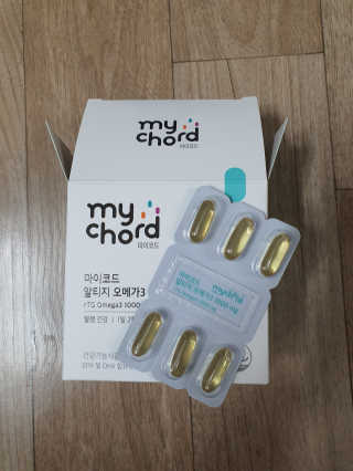 JW중외제약 마이코드 알티지 오메가3 1000 mg — 5점을 준 리뷰어가 2020년 7월 올린 사용 사진