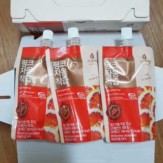 자연에온 핑크 자몽 착즙 100mL 10개입 2BOX — 5점을 준 리뷰어가 2020년 11월 올린 사용 사진
