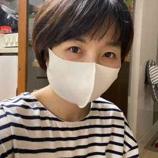 이노레이어 무봉제 마스크_신제품 — 4.5점을 준 리뷰어가 2020년 11월 올린 사용 사진