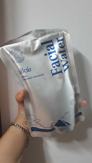 [설랩] 클렌징워터 세안수 500ml x 6팩 — 5점을 준 리뷰어가 2020년 7월 올린 사용 사진