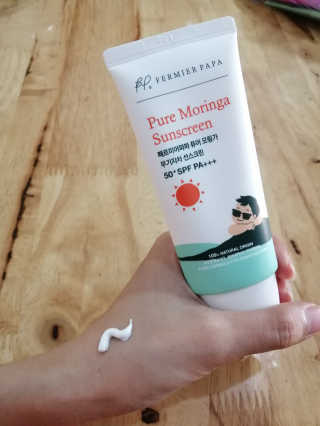 fermierpapa 모 링가 무기질 차 에센스 자외선 차단제 SPF50 + PA +++ 50g — 5점을 준 리뷰어가 2020년 12월 올린 사용 사진