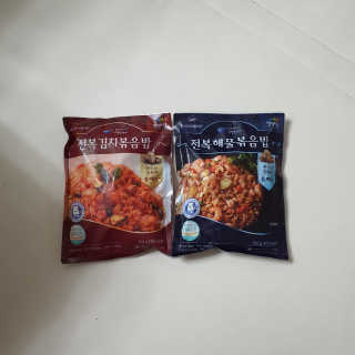 바다는다웰빙이다 전복해물볶음밥/전복김치볶음밥 250g-4봉지 — 5점을 준 리뷰어가 2020년 7월 올린 사용 사진