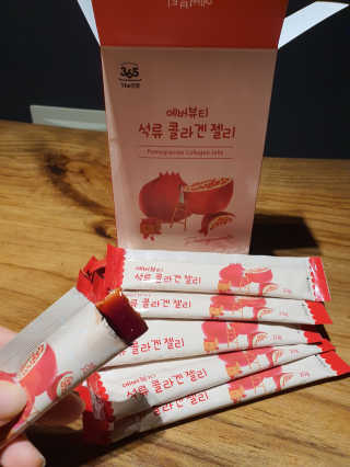 365더건강 에버뷰티 석류콜라겐 젤리 — 5점을 준 리뷰어가 2020년 6월 올린 사용 사진