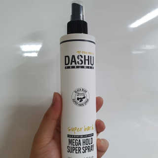다슈코리아 다슈 포 맨 프리미엄 메가 홀드 슈퍼 스프레이 250ml — 4점을 준 리뷰어가 2020년 9월 올린 사용 사진