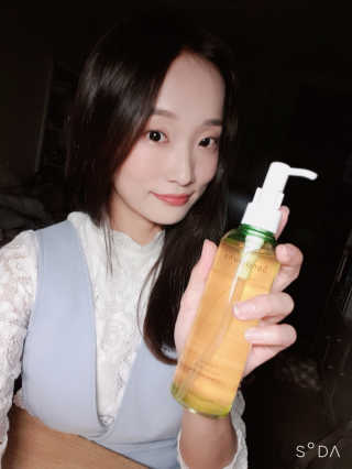 스킨큐어 산다화 순한 클렌징 동백 오일 200ml — 5점을 준 리뷰어가 2020년 5월 올린 사용 사진