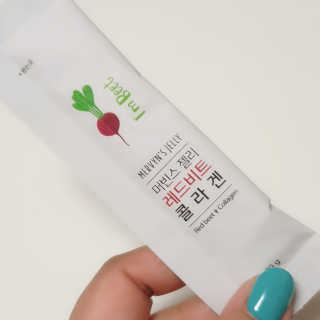 유유네이처 머빈스 젤리 레드비트 콜라겐 — 5점을 준 리뷰어가 2020년 8월 올린 사용 사진