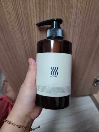 에이처드 유산균 탈모 샴푸 500ml — 5점을 준 리뷰어가 2020년 10월 올린 사용 사진
