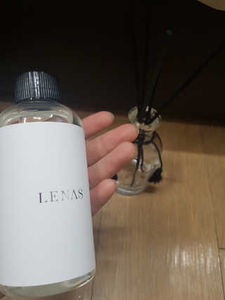 레나스 프리미엄 아로마 디퓨저 200ml  [1SET] — 4점을 준 리뷰어가 2020년 5월 올린 사용 사진
