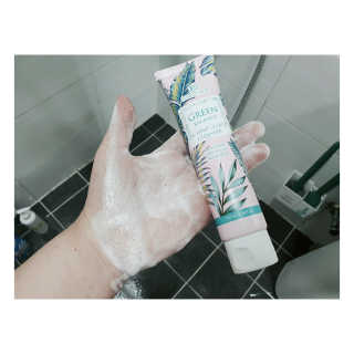 포레스트힐 SS 그린 밸런스 클렌져 100ml + 헤어밴드 — 5점을 준 리뷰어가 2020년 4월 올린 사용 사진