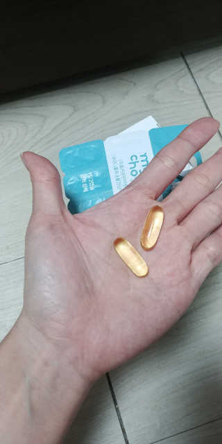JW중외제약 마이코드 알티지 오메가3 1000 mg — 5점을 준 리뷰어가 2020년 8월 올린 사용 사진