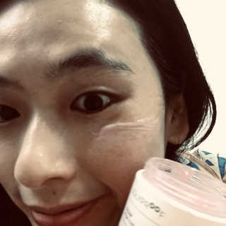 어글리프루프 크림 스탑디어글리 핑크모먼트 50ml — 4점을 준 리뷰어가 2020년 10월 올린 사용 사진