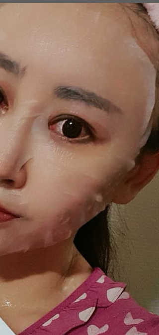 바이오믹 BIOMEEK SENSIMETIC SOOTHING MASK.S — 5점을 준 리뷰어가 2020년 6월 올린 사용 사진