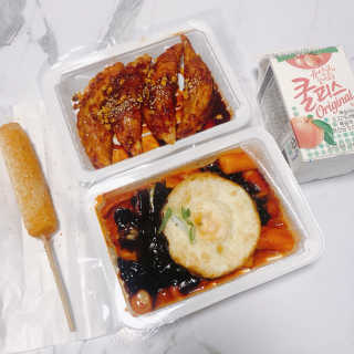 죠스떡볶이 [죠스푸드] 짜빠떡볶이+떡또그+범벅만두 신메뉴 3종 — 5점을 준 리뷰어가 2020년 4월 올린 사용 사진