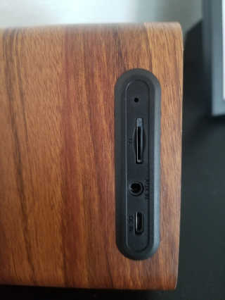 SEVIZ MINI10W 레트로 블루투스 스피커 — 5점을 준 리뷰어가 2020년 7월 올린 사용 사진