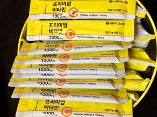 서울약사신협 프리미엄비타민C1000_2.5G x 100포 — 5점을 준 리뷰어가 2020년 12월 올린 사용 사진